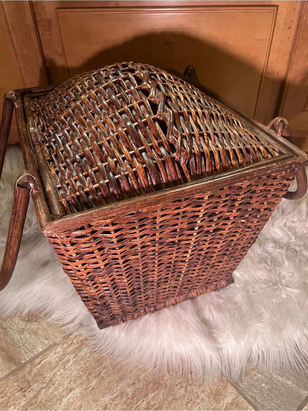 Vintage Large Hand Woven Storage Basket with Lid & Handles Home Decor